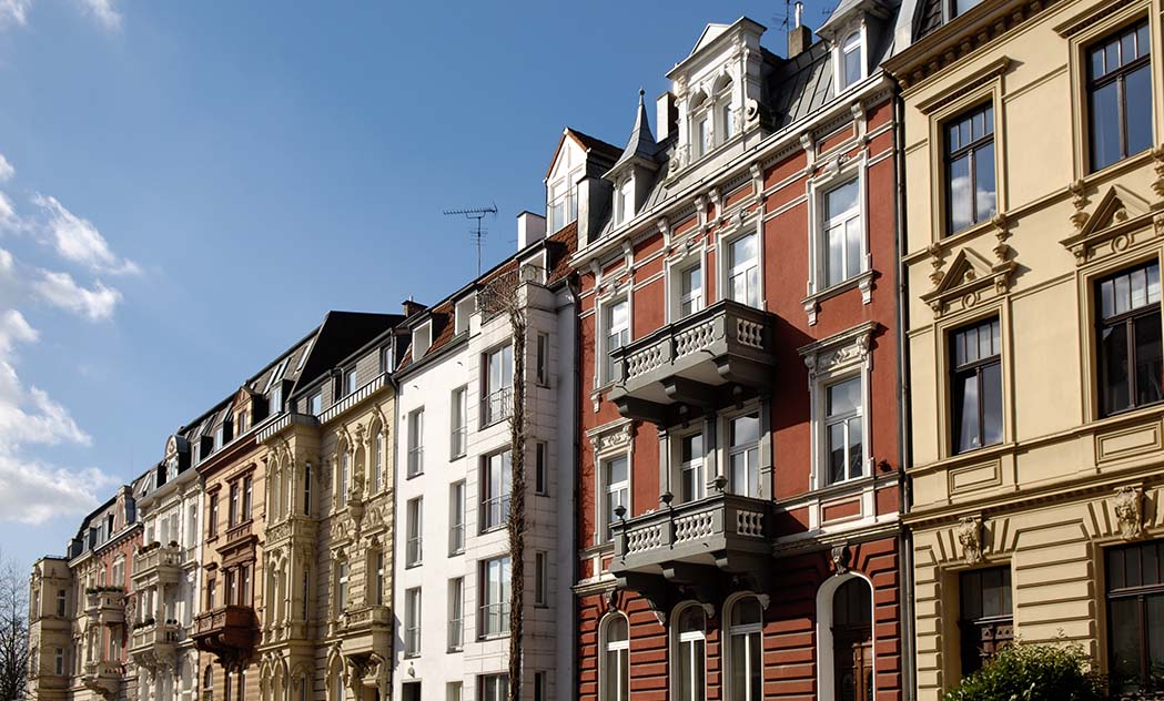 Immobilienmakler Julius Ewald Schmitt GmbH & Co. KG