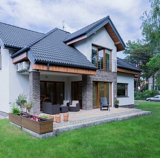 Immobilienmakler HNI Investment